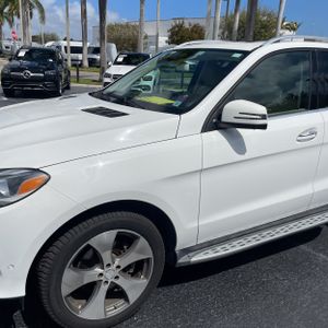 MERCEDES-BENZ GLE - 2