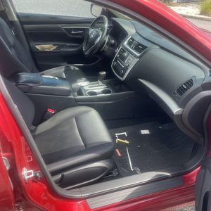 صورة 33 لـ 2016 Nissan ALTIMA 2.5 SR