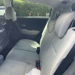 صورة 34 لـ 2022 Honda HR-V LX