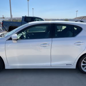 LEXUS CT 200H BASE - 4