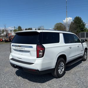 CHEVROLET SUBURBAN LS - 8