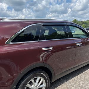 صورة 9 لـ 2018 KIA SORENTO LX