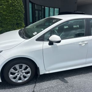 صورة 2 لـ 2025 Toyota COROLLA LE