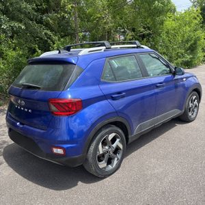 HYUNDAI VENUE SEL - 8