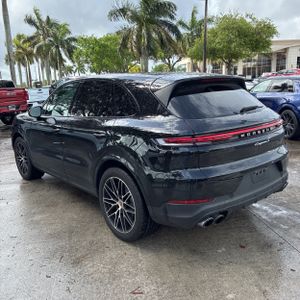 PORSCHE CAYENNE S - 5