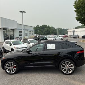 2020 Jaguar F-PACE S — фото 3