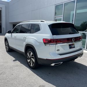 2024 Volkswagen ATLAS SEL 4MOTION — фото 5