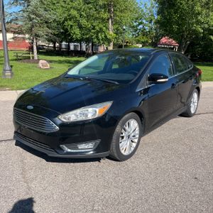 FORD FOCUS TITANIUM - 1