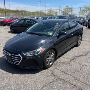 HYUNDAI ELANTRA SE - 1