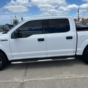 FORD F-150 XLT - 4
