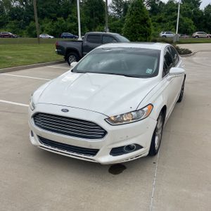FORD FUSION SE - 1