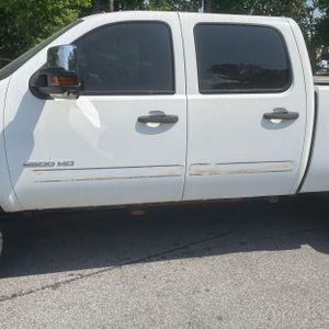 CHEVROLET SILVERADO 2500HD LT - 4