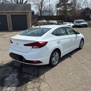 HYUNDAI ELANTRA VALUE EDITION - 8