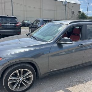 BMW X1 XDRIVE28I - 2