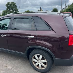 2011 KIA SORENTO LX — фото 6