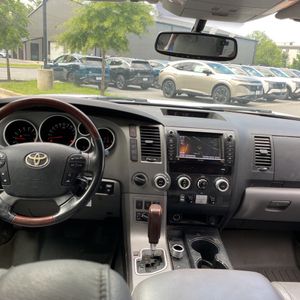 2012 Toyota SEQUOIA PLATINUM — миниатюра 36