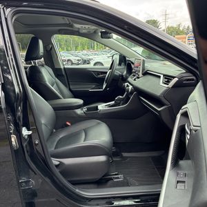 2024 Toyota RAV4 XLE PREMIUM — миниатюра 33