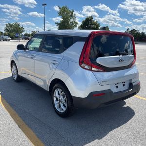 صورة 5 لـ 2020 KIA SOUL S