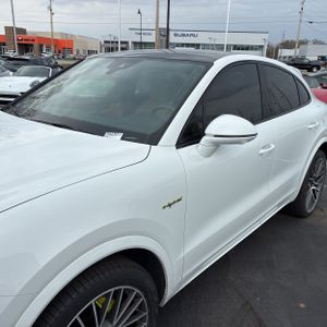 PORSCHE CAYENNE E-HYBRID COUPE PLATINUM EDITION - 2