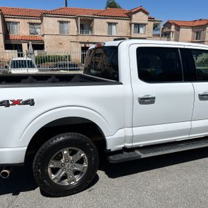 FORD F-150 LARIAT - 9