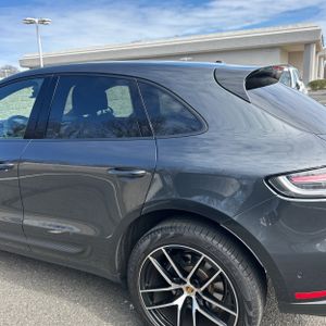 PORSCHE MACAN - 6