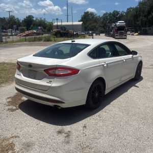صورة 8 لـ 2013 FORD FUSION SE