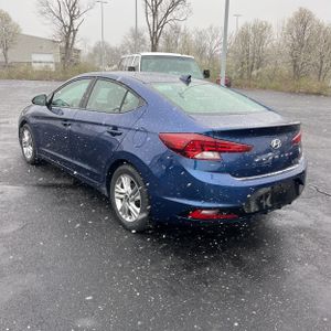 HYUNDAI ELANTRA SEL - 5