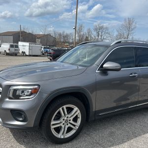 MERCEDES-BENZ GLB - 2