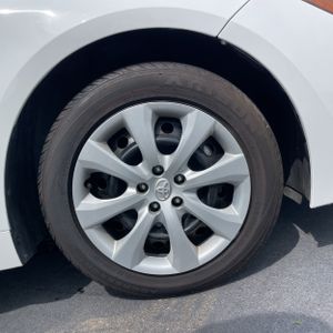2023 Toyota COROLLA LE thumbnail 20