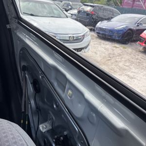 صورة مصغرة 61 لـ 2013 KIA SORENTO LX