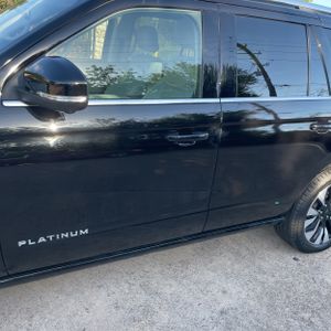 FORD EXPEDITION PLATINUM - 4