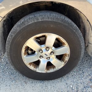 2010 FORD ESCAPE LIMITED 照片 17