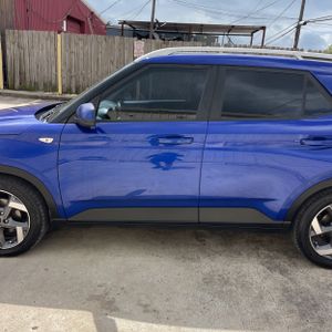 HYUNDAI VENUE LIMITED - 4