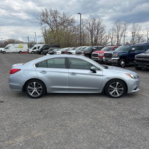 SUBARU LEGACY 3.6R LIMITED - 10