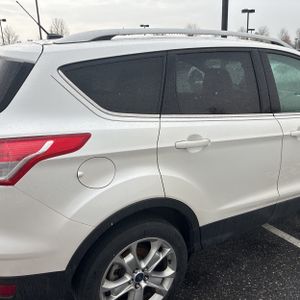 FORD ESCAPE TITANIUM - 9