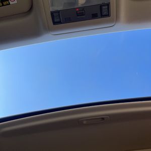2015 Lexus LX 570 BASE — фото 36