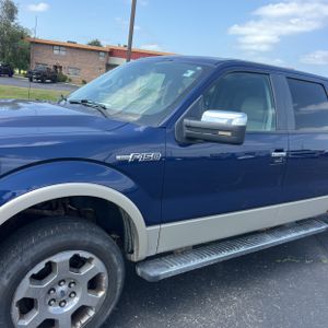 صورة 2 لـ 2010 FORD F-150 LARIAT