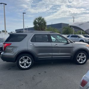 FORD EXPLORER LIMITED - 10