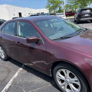صورة مصغرة 13 لـ 2012 FORD FUSION SE