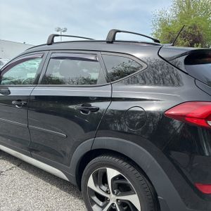 HYUNDAI TUCSON VALUE - 6