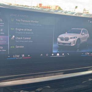 صورة مصغرة 46 لـ 2025 BMW X5 PHEV XDRIVE50E