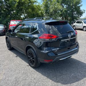 2017 Nissan ROGUE SV — фото 5