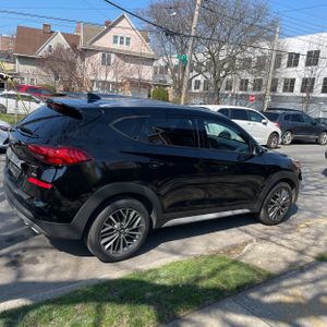 HYUNDAI TUCSON SEL - 10