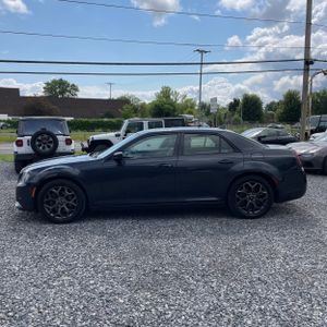 2018 Chrysler 300 S 照片 3