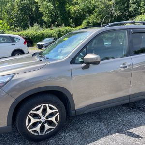 صورة 2 لـ 2019 Subaru FORESTER PREMIUM