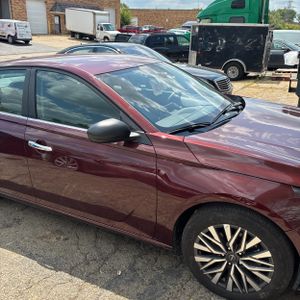 2025 Nissan ALTIMA SV thumbnail 13