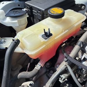 صورة مصغرة 47 لـ 2016 Toyota RAV4 LE