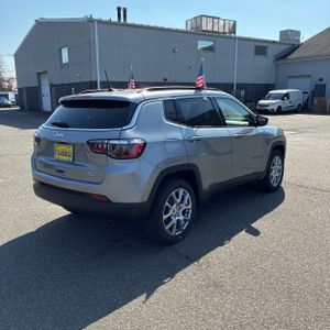 JEEP COMPASS LATITUDE LUX - 8