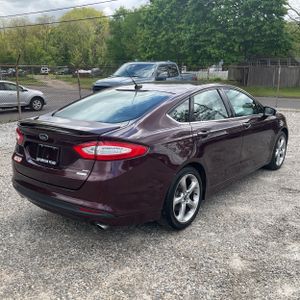 FORD FUSION SE - 8