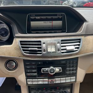 صورة مصغرة 35 لـ 2014 Mercedes-BENZ E 350